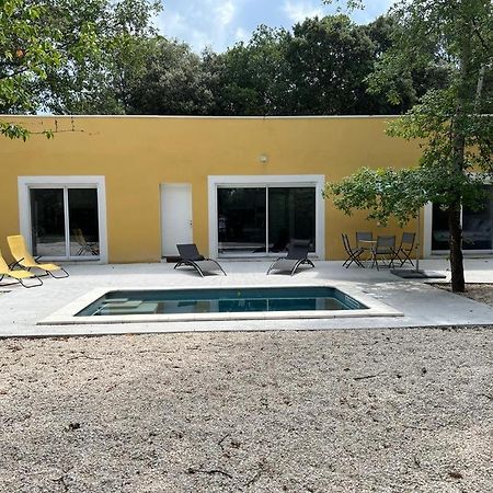Brand New Villa With Fully Intergrated Air Conditioning & Private Pool, Overlooking Forest Sardan 外观 照片